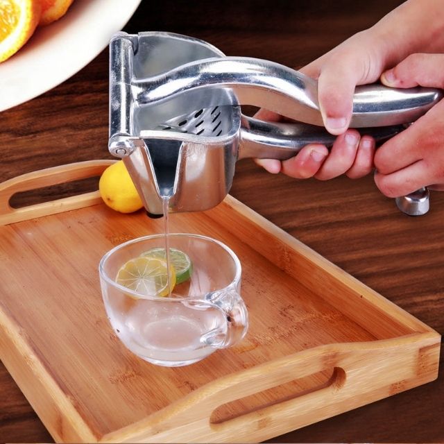 Espremedor Manual de Frutas Alumínio - Suco Natural sem Esforço
