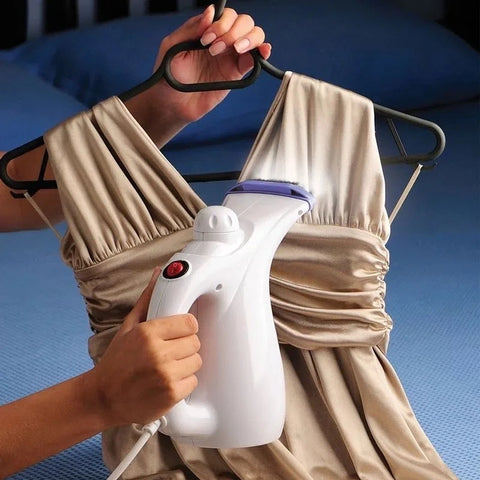 Passadeira 2 em 1 - 110V ou 220V Ferro A Vapor De Roupas Tira Amasso Steamer Portátil 800w